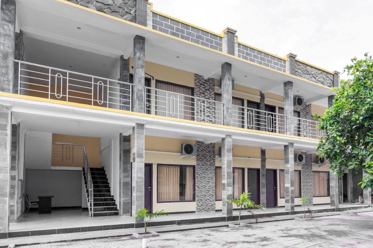 Oyo 3297 Bromo Residence Проболинго Екстериор снимка