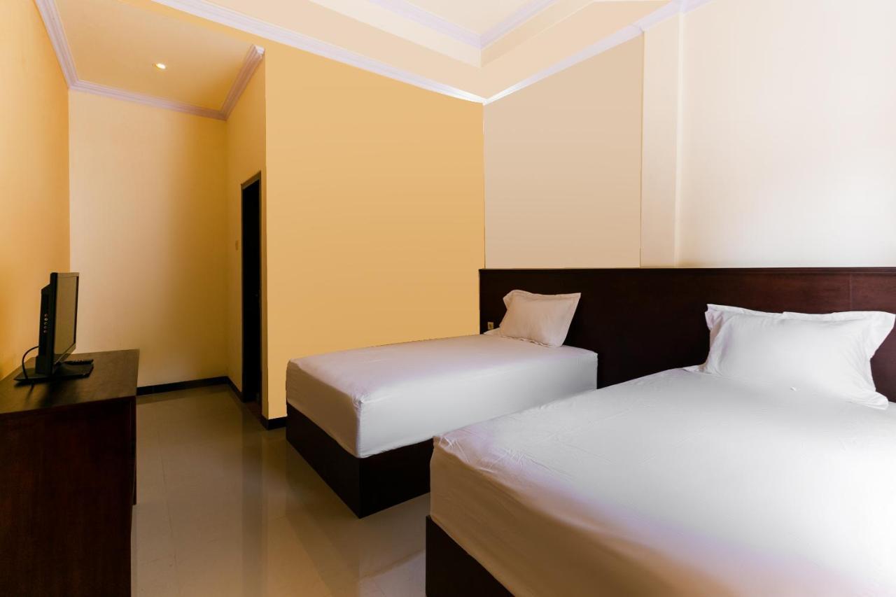 Oyo 3297 Bromo Residence Проболинго Екстериор снимка